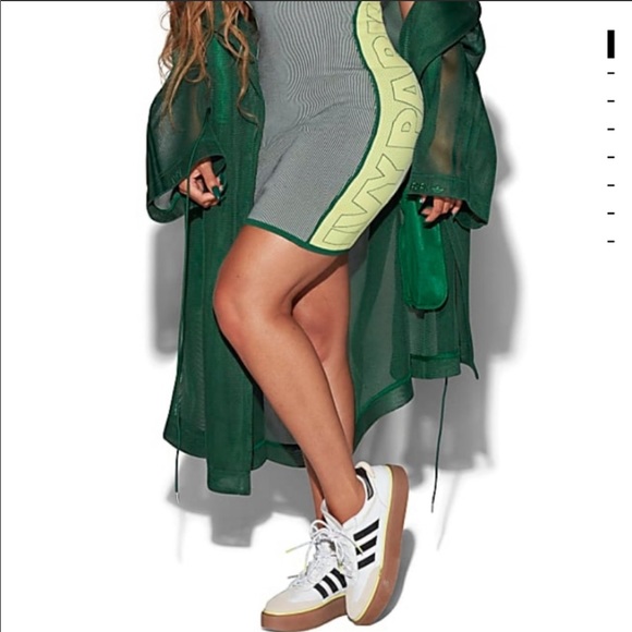 Drip 💧 2 IVY PARK x ADIDAS new sambas 6.5W & 7W - Picture 3 of 5